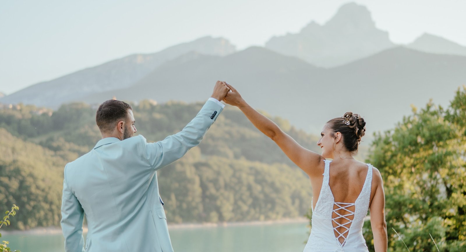 Mariage de Diane & Basile à La Tuile aux Loups — Corps, Isère